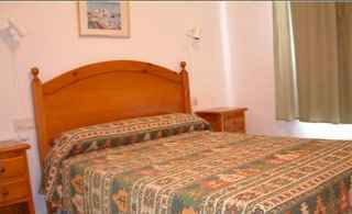 Apartamentos Jardines Del Gamonal Malaga Room photo